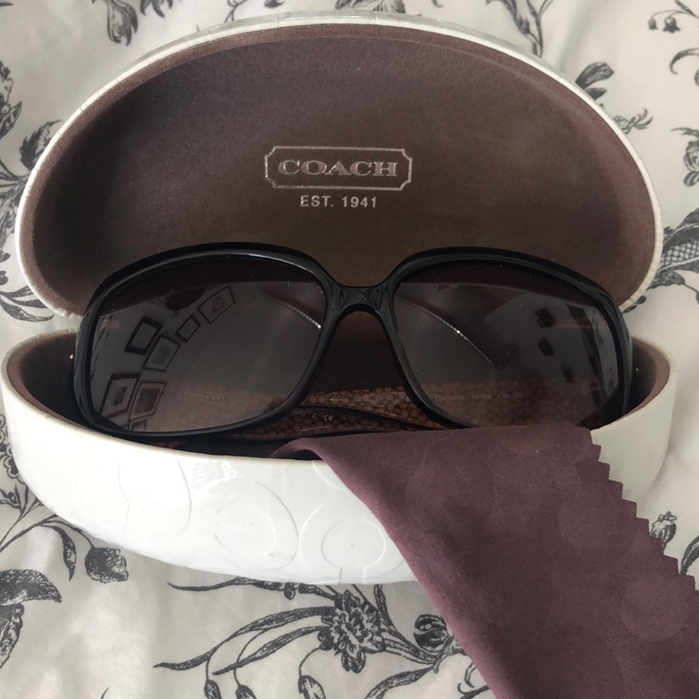 Coach oversized sunglasses